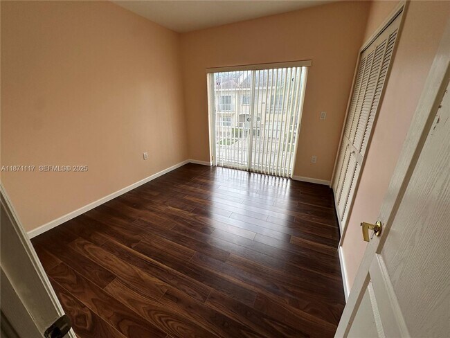 Building Photo - 10150 SW 88th St