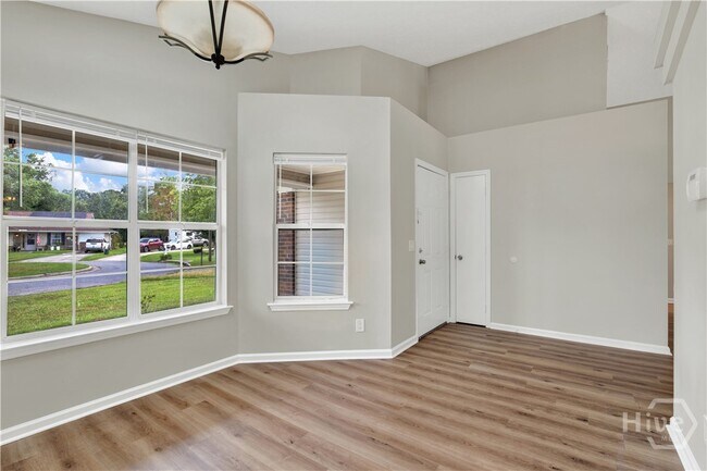 Building Photo - 900 Osprey Dr