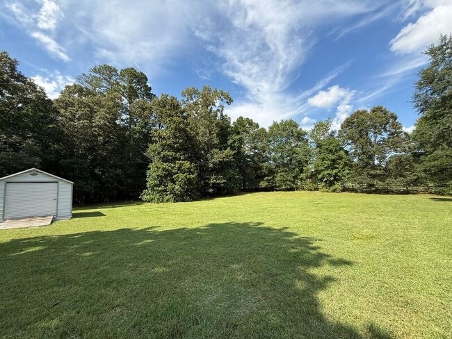 Building Photo - 5305 Castlebrook Dr