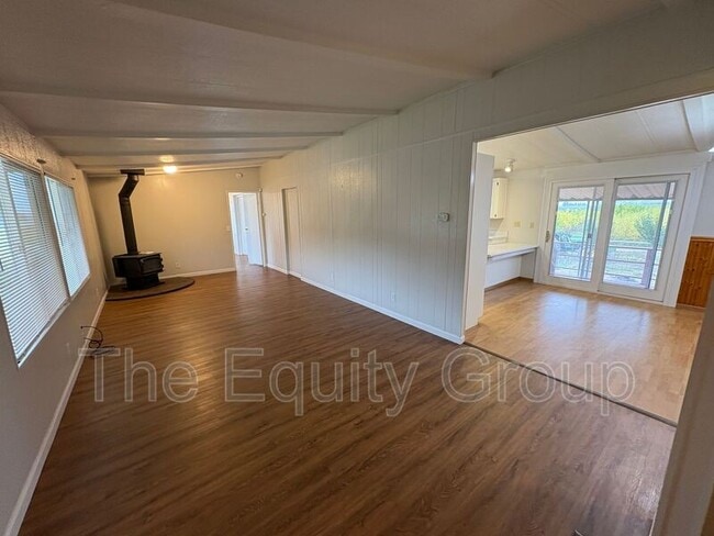 Building Photo - 26521 Rd 100