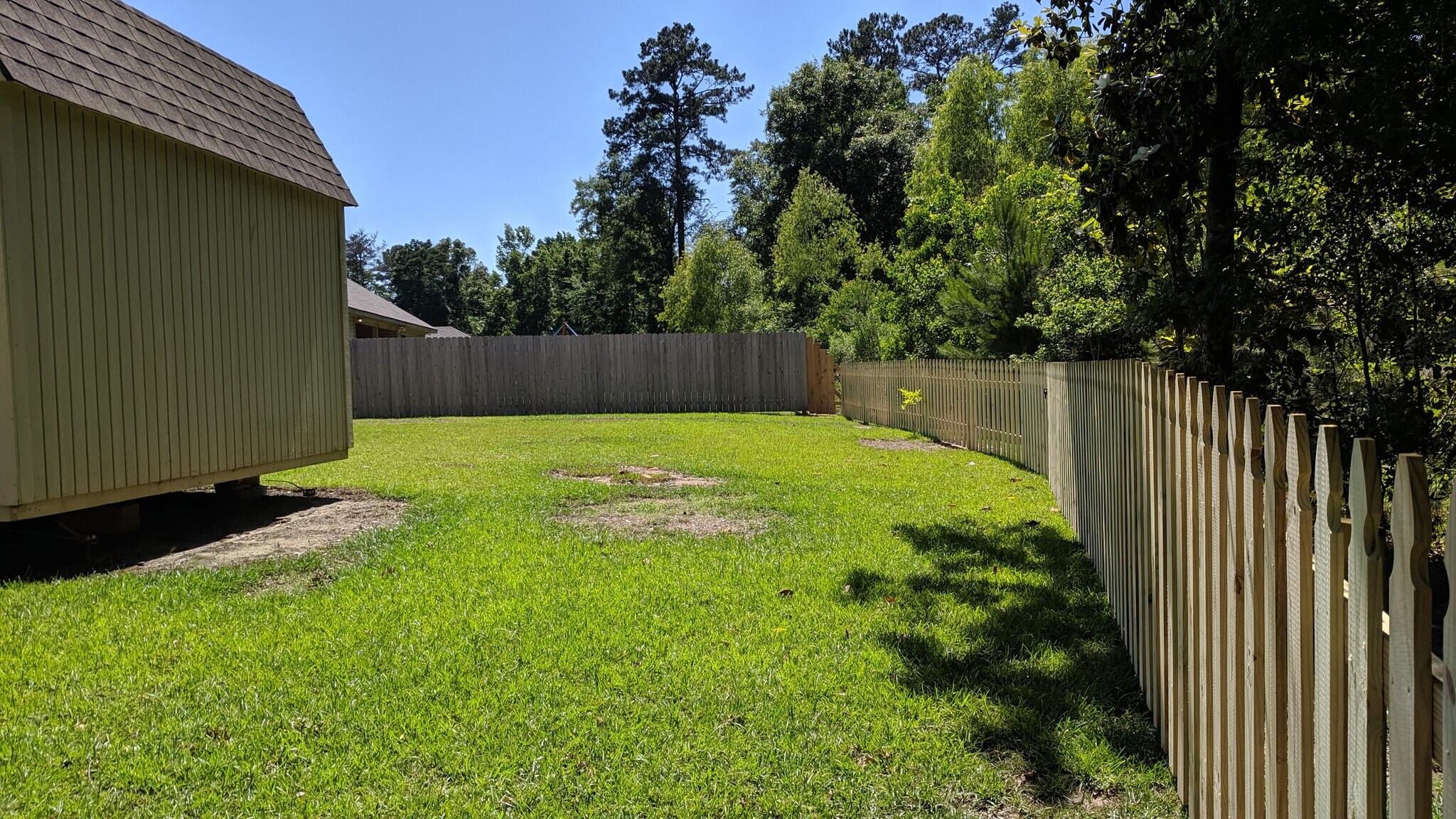 Building Photo - 742 Red Pine Dr