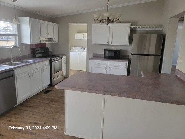 Building Photo - 101 Gibson Cir