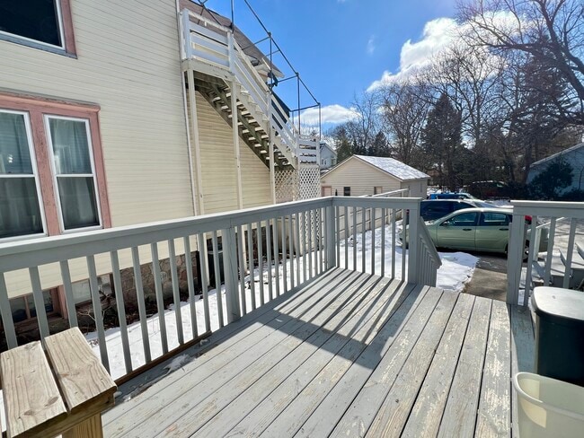 Building Photo - 216 E South St