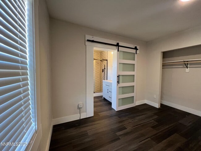 Building Photo - 618 Spokane St