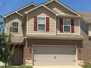 Building Photo - 3204 Sweet Clover Ln