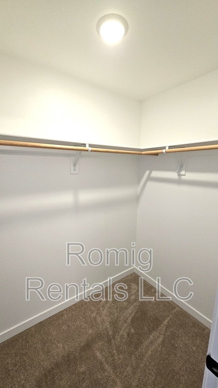 Building Photo - 906 NW 178th St