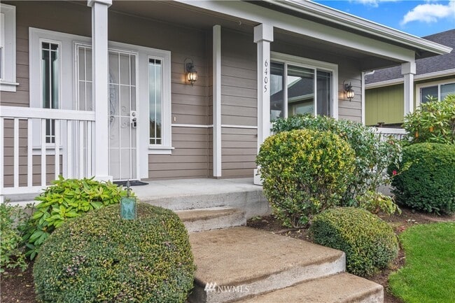 Building Photo - 6405 160th Ave E