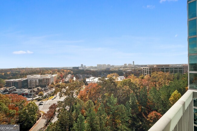 Building Photo - 3300 Windy Ridge Pkwy SE