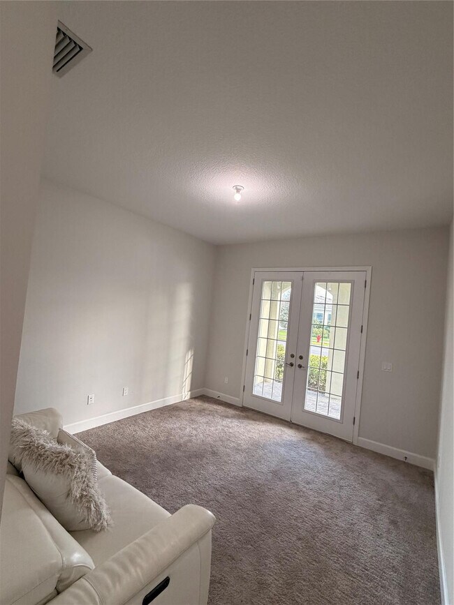 Building Photo - 15131 Courtland Ct