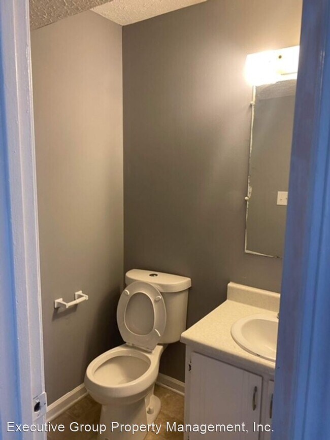 3 br, 1.5 bath House 1422 KINGSWOOD WAY 1422 Kingswood Way Radcliff