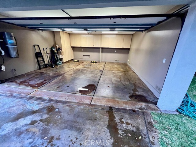 Building Photo - 342 Camino de las Colinas