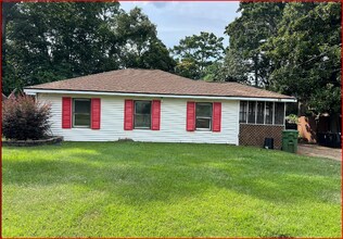 Building Photo - Am-616 W Shawnee Drive