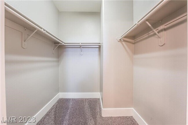 Building Photo - 9050 W Tropicana Ave