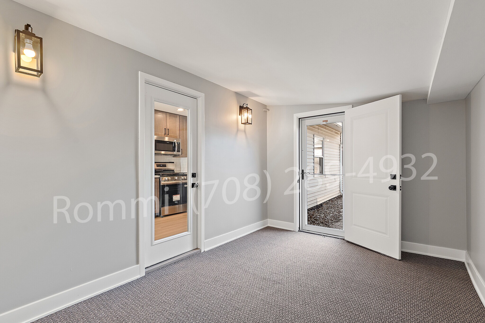 Mudroom - 3631 165th St