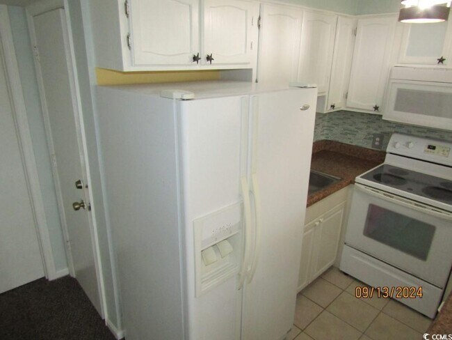 Building Photo - 1500 Cenith Dr