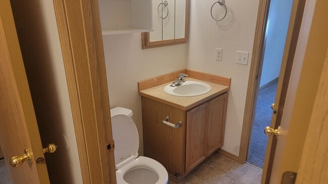 Building Photo - Nice 3 bedroom Duplex in the Valley