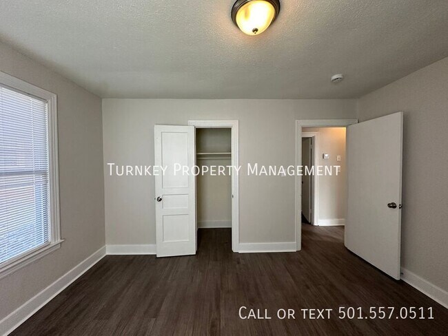 Building Photo - 4608 W 24th St