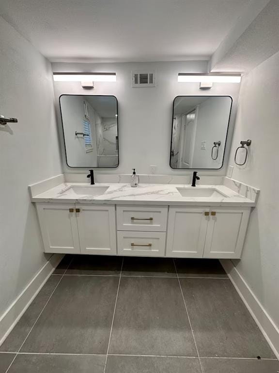 Building Photo - 17210 W Beach Rd