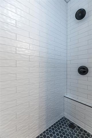 Building Photo - 3333 S 27th St