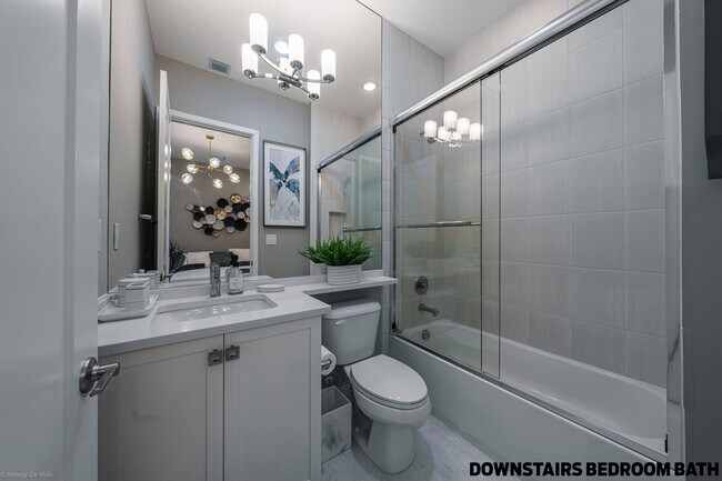 Building Photo - 17119 Aquavera Way