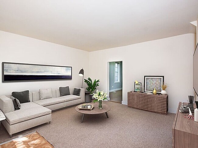 Building Photo - 1834 N Bissell St