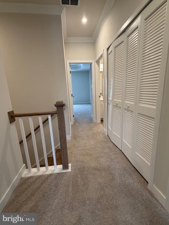 Building Photo - 9313 Klamath Ct