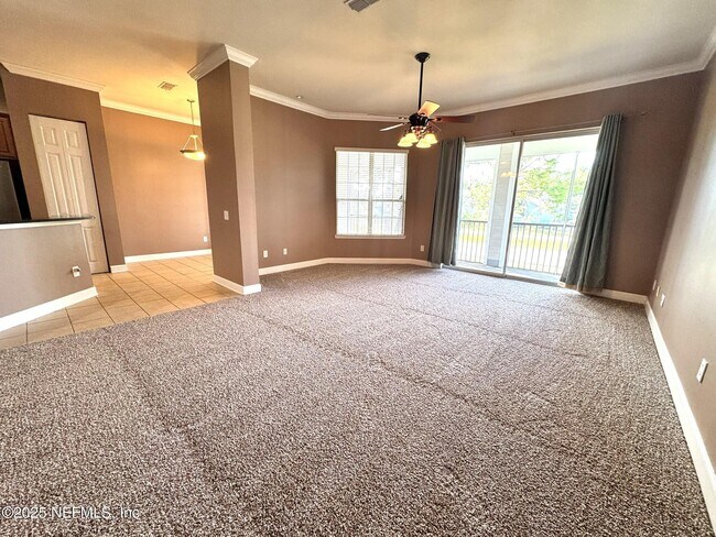 Building Photo - 2017 Pond Ridge Ct
