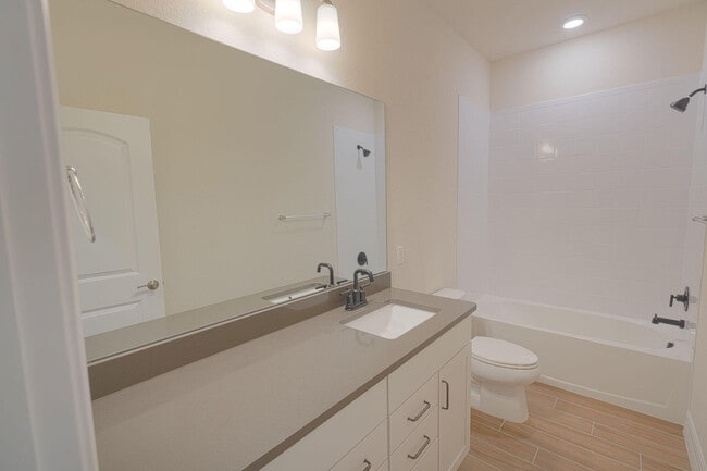 Building Photo - 4819 Indio Trl