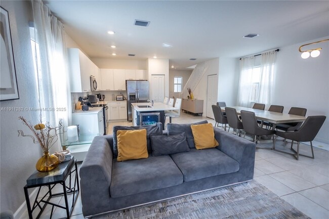 Building Photo - 2388 NW 130th Ter