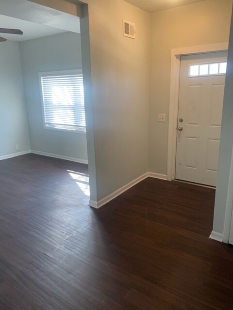 Building Photo - 4235 N Lawndale Ave