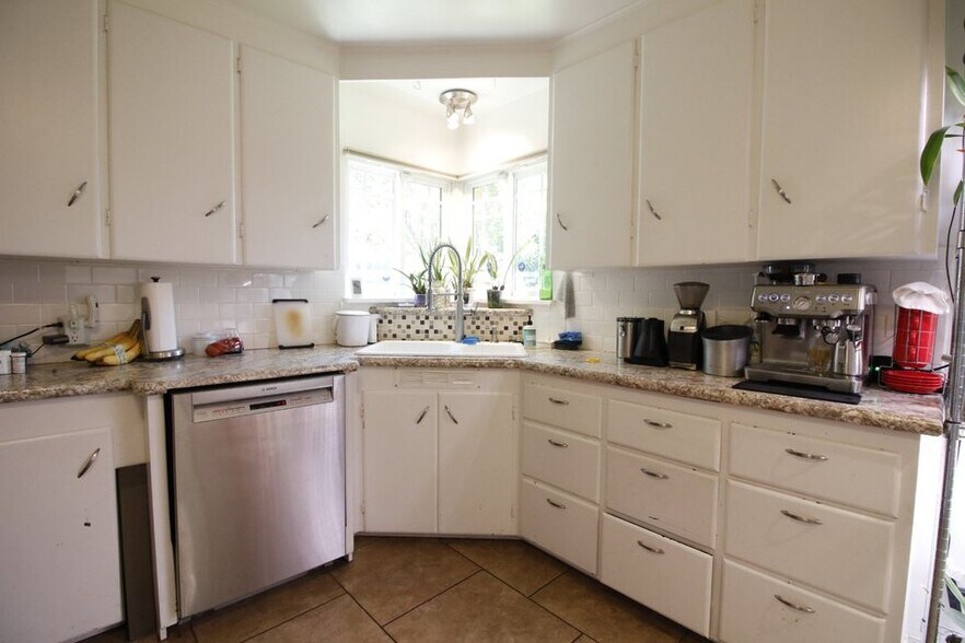 Building Photo - 3104 Barge St