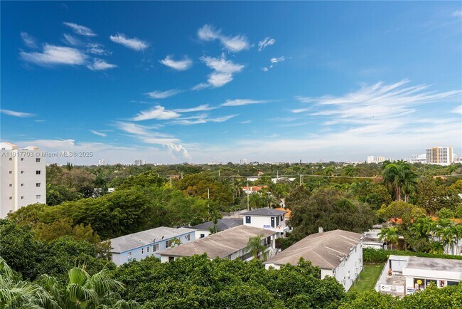 Building Photo - 280 SW 20th Rd