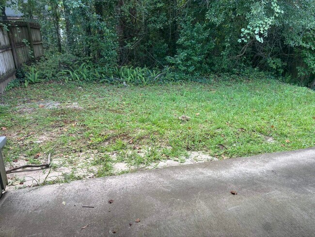 Building Photo - 2901 Richview Park Cir S