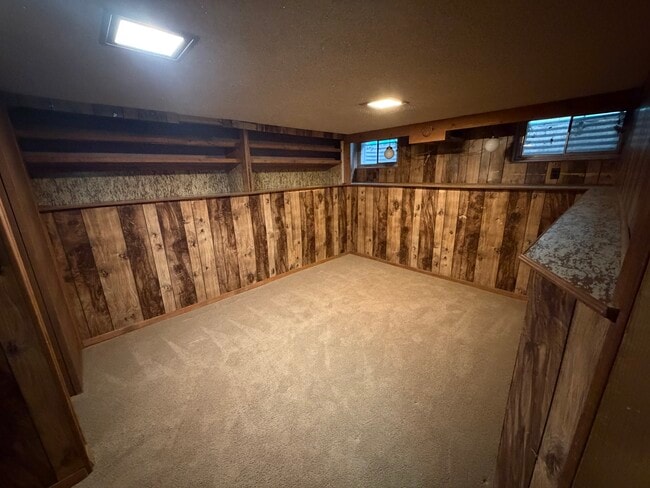 Building Photo - 3280 S Sherman St