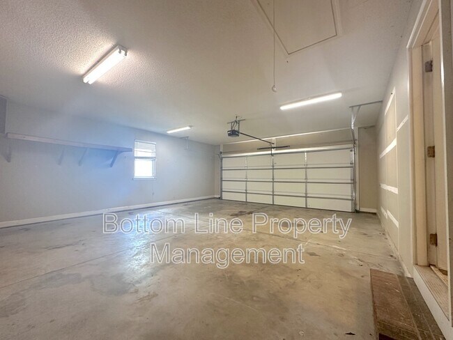 Building Photo - 6529 Cedar St