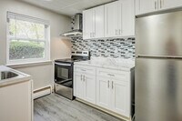 Building Photo - Hillside Pointe Apartments