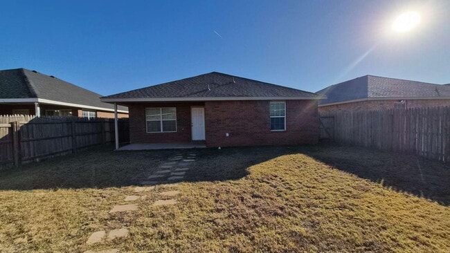 Building Photo - 6546 94th St