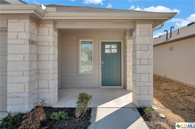 Building Photo - 585 Apache Plum Dr