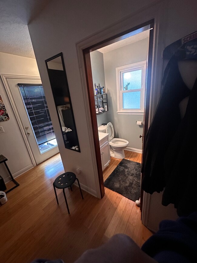 1st floor bathroom - 1420 Meadow Rd