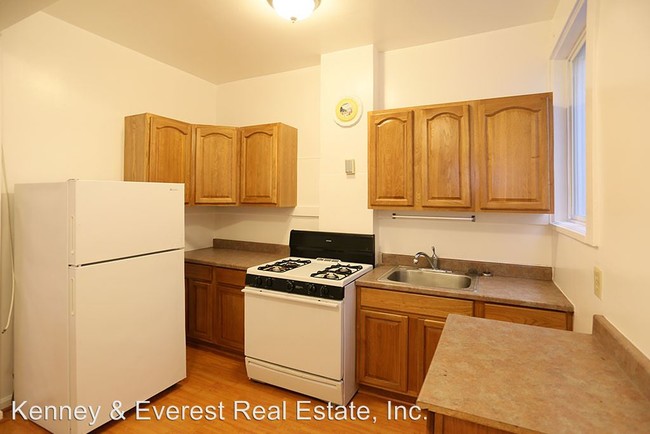 Building Photo - 3 br, 1 bath House - 660 Bush