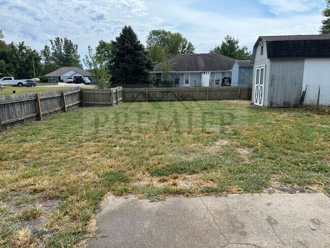 Building Photo - 1039 Dean Dr