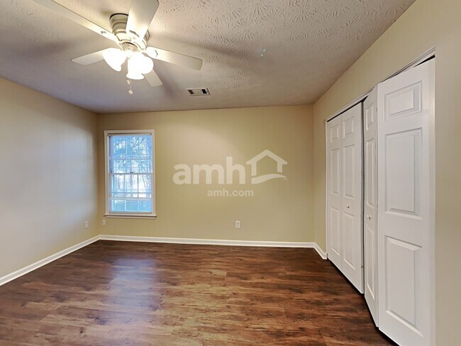 Building Photo - 3115 Elizabeth Ln