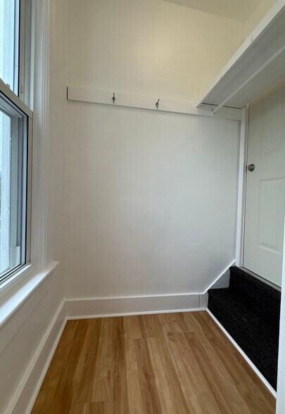 Room 1 Closet - 262 Ashland St