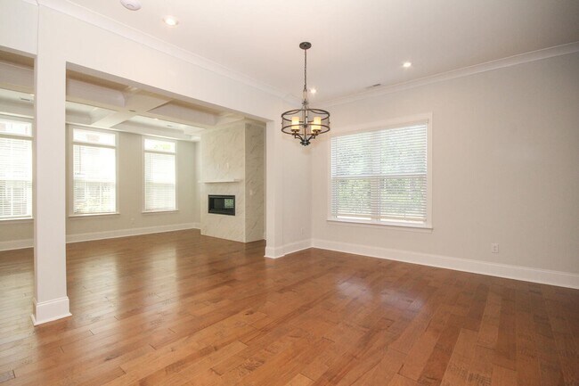 Building Photo - Beautiful John Wieland end unit townhouse ...