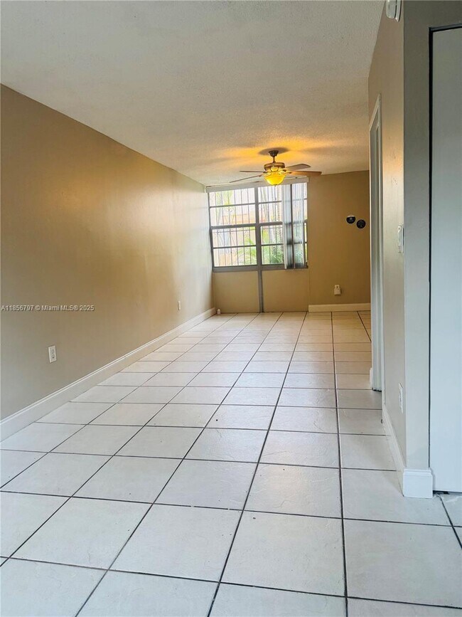 Building Photo - 6155 SW 69th St