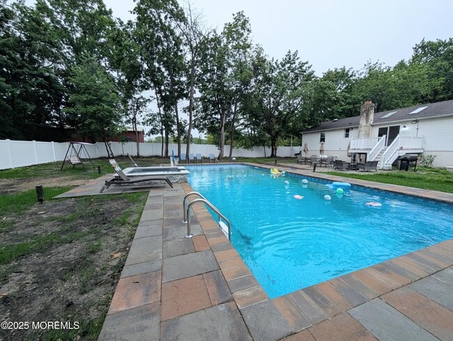 Primary Photo - 1311 Logan Rd