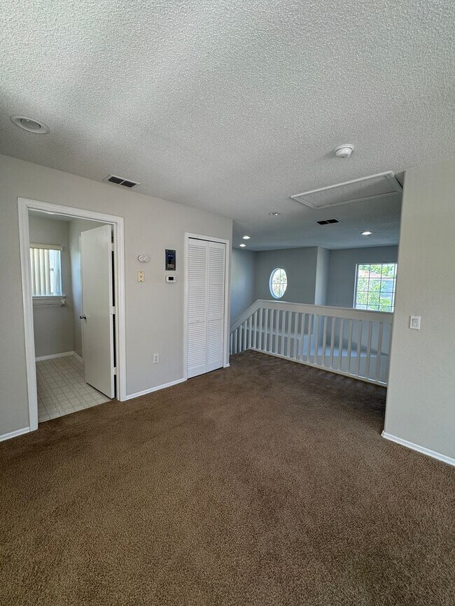 Building Photo - 1854 Meadow Pond Way