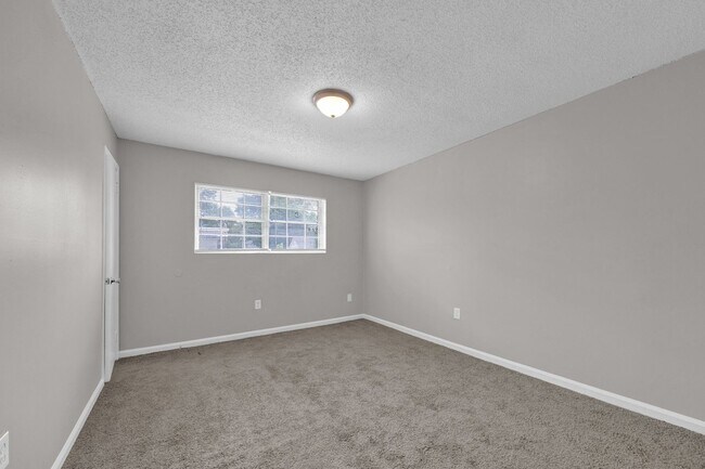 Building Photo - 3446 Spottswood Ave