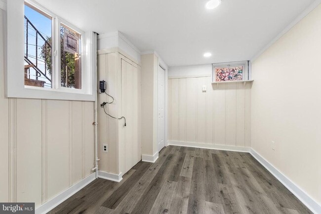 Building Photo - 101 Regester Ave