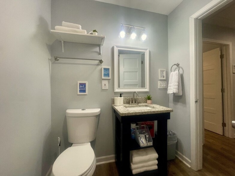 Building Photo - 285 Whitaker Cir NW